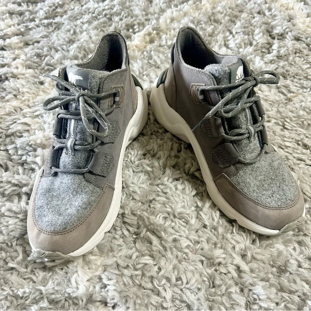Sorel‎ Kinetic Rngd Caribou Boot in Gray sz 7.5